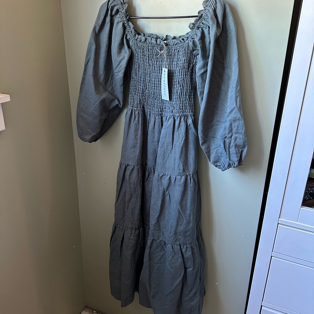 NWT Small Neuflora Odessa
